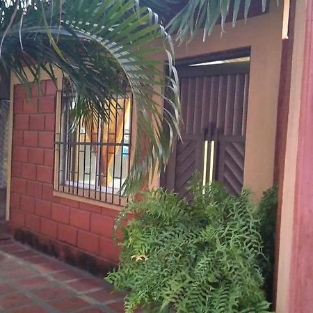 Habitacion Triple Con Cocina Y Bano Privado Necoclí 外观 照片
