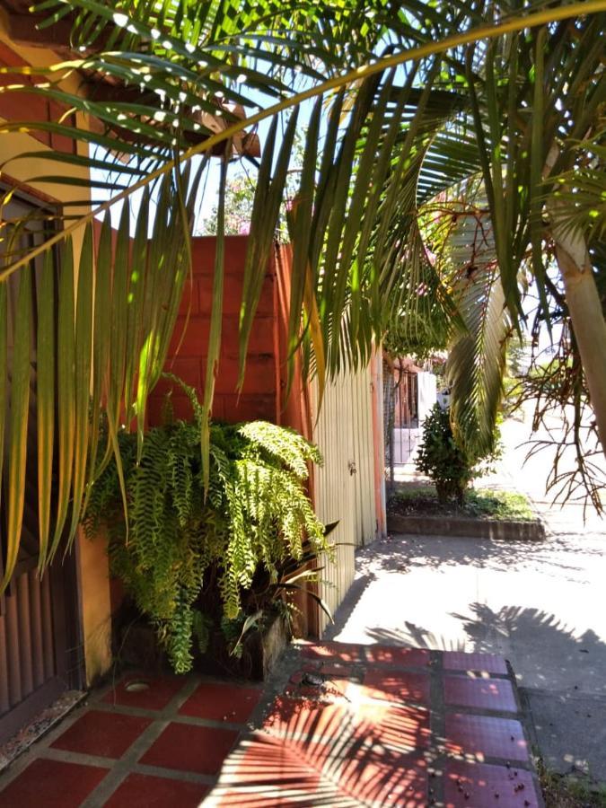 Habitacion Triple Con Cocina Y Bano Privado Necoclí 外观 照片