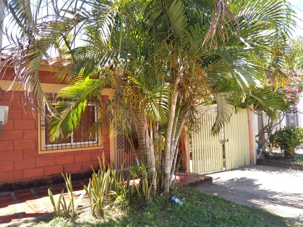 Habitacion Triple Con Cocina Y Bano Privado Necoclí 外观 照片